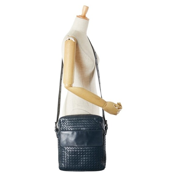 BOTTEGA VENETA Blue Leather Intrecciato Shoulder Bag - Picture 13 of 13